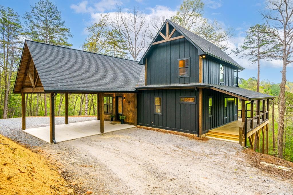 250 Wolf Creek Circle, Mineral Bluff GA 30559 - Photo