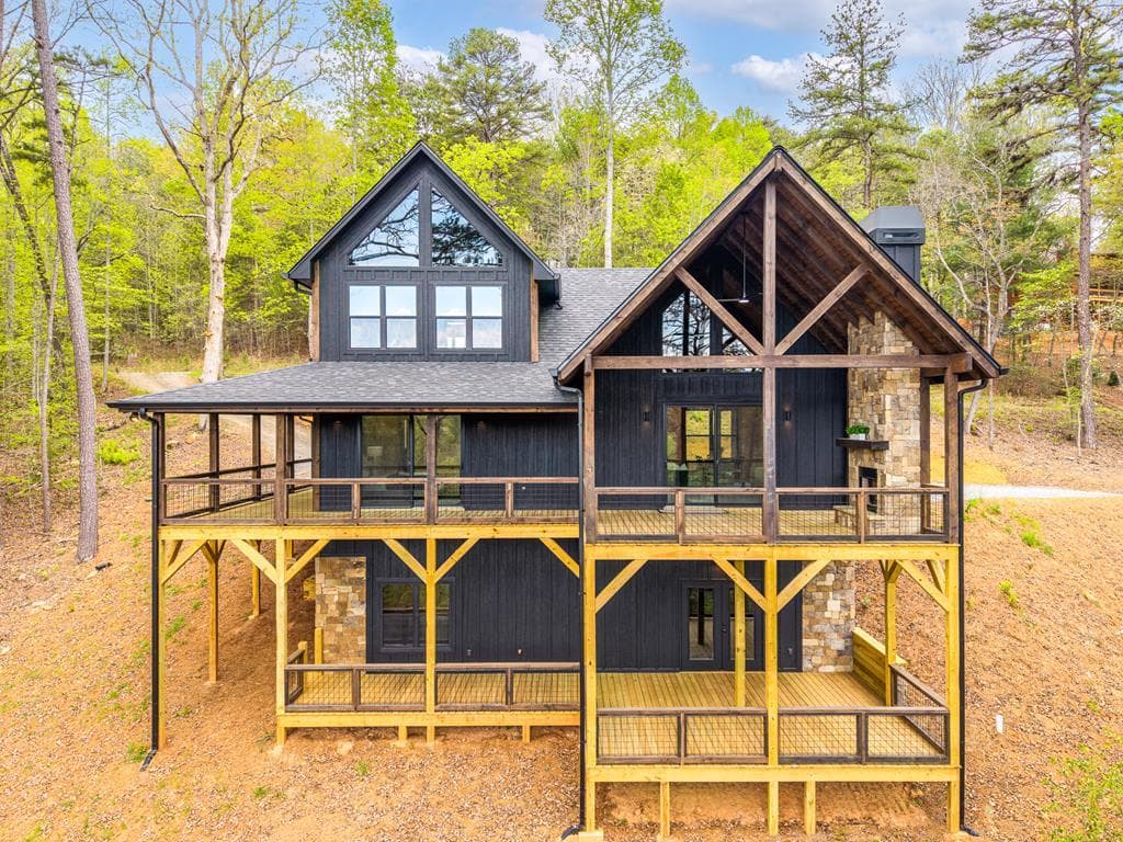 250 Wolf Creek Circle, Mineral Bluff GA 30559 - Primary photo