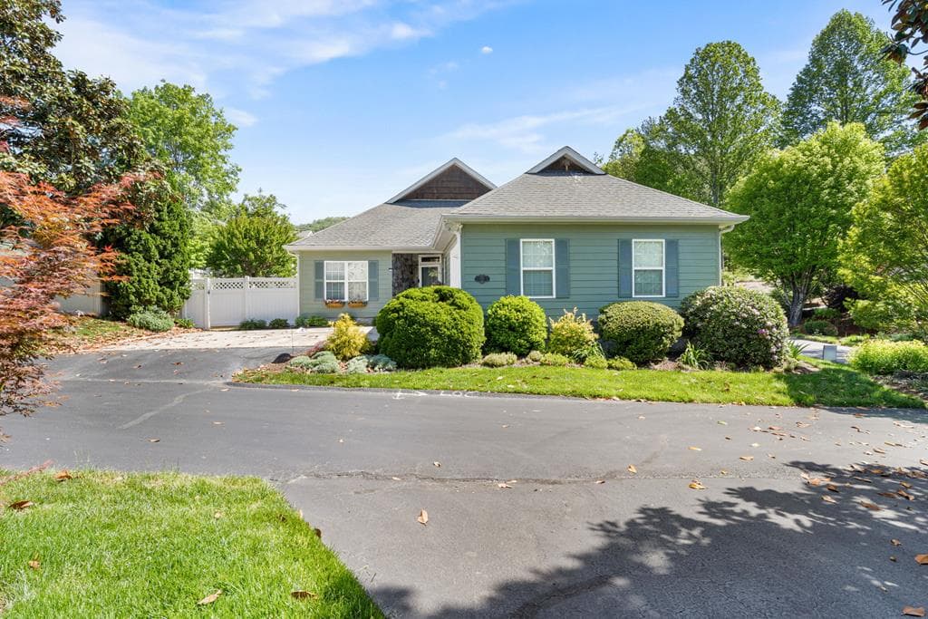 419 Long View Circle, Hiawassee GA 30546 - Photo