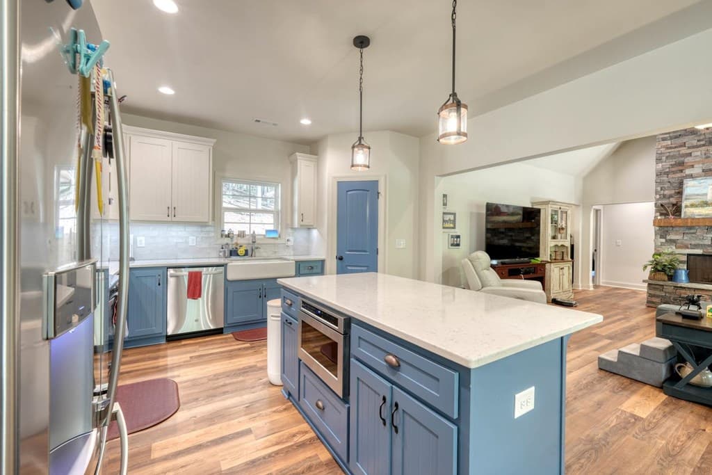 618 S Satsuma Court, Ellijay GA 30540 - Photo