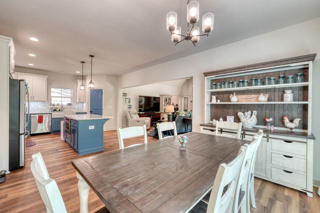 618 S Satsuma Court, Ellijay GA 30540 - Photo