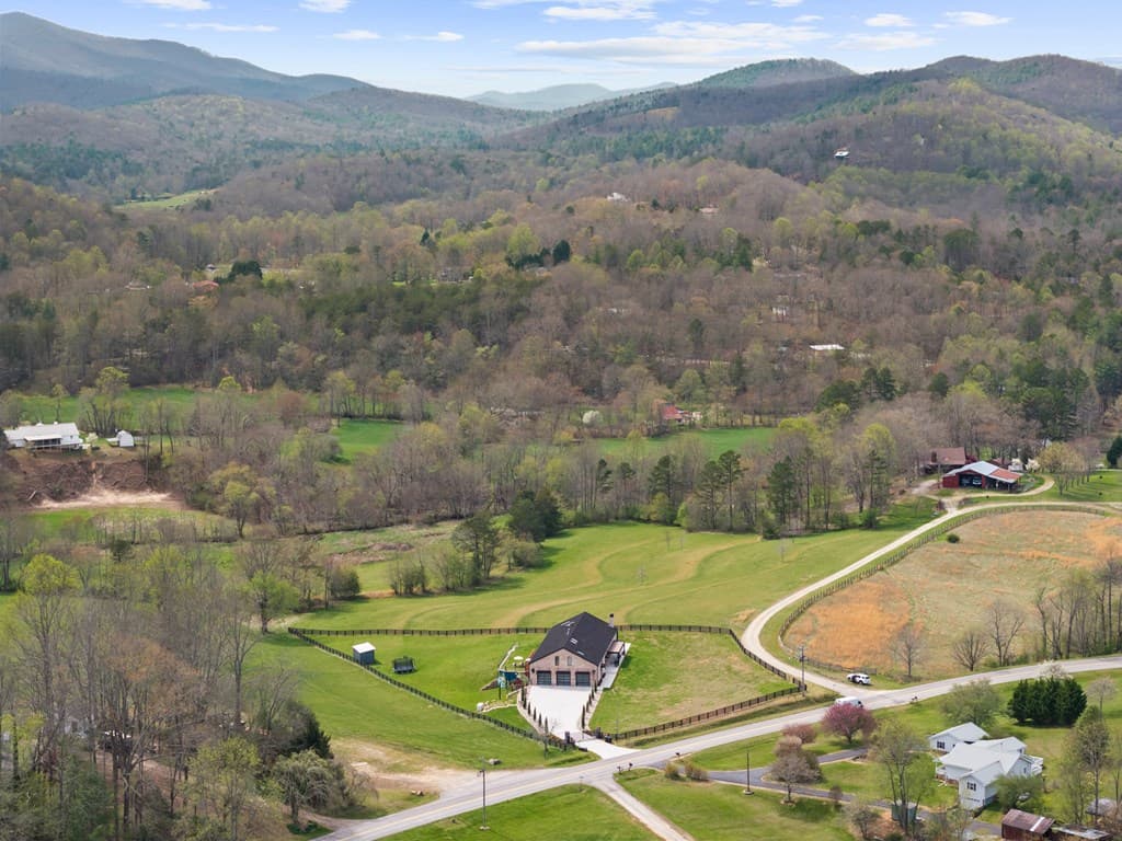6343 Owltown Road, Blairsville GA 30512 - Photo