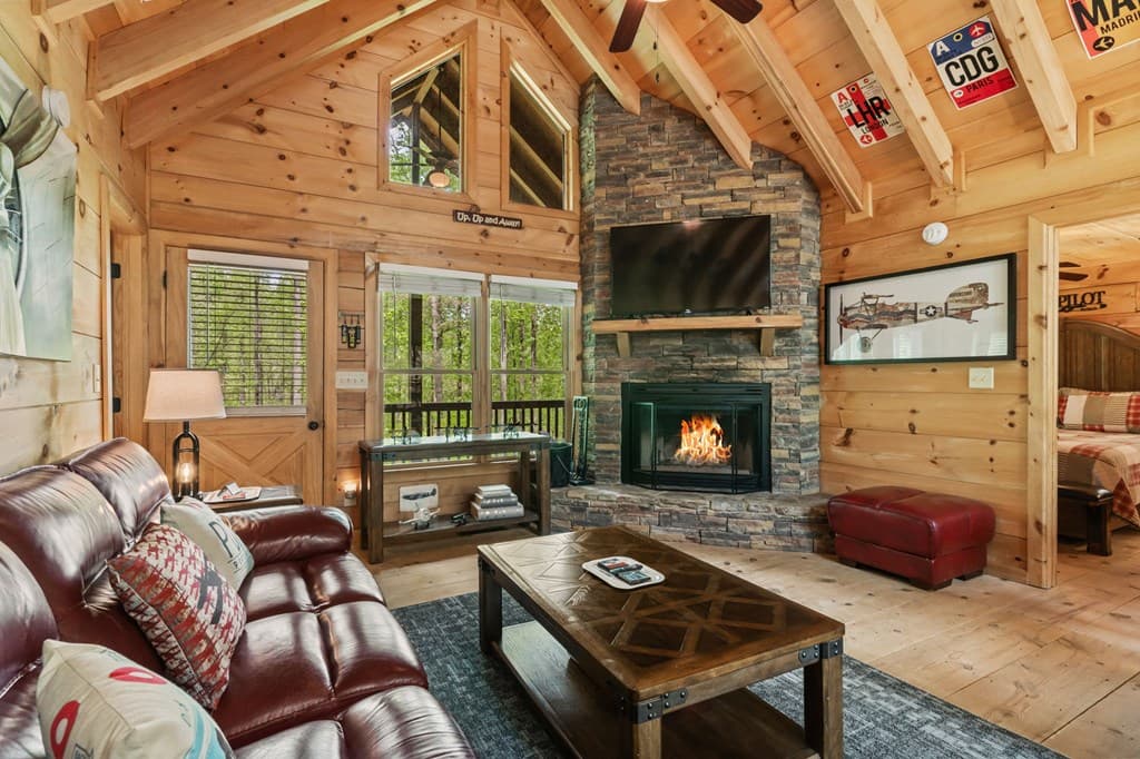 431 Little Bushy Head Road, Blue Ridge GA 30513 - Photo