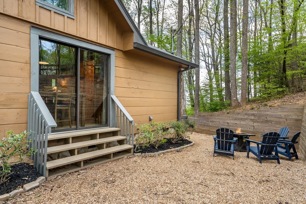 431 Little Bushy Head Road, Blue Ridge GA 30513 - Photo