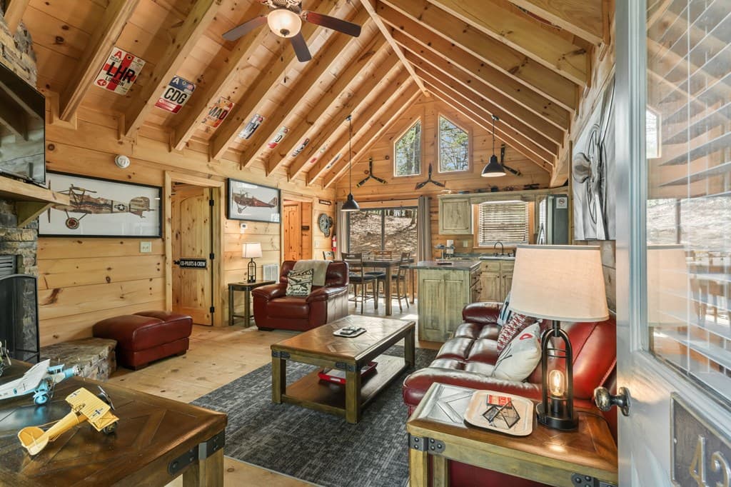 431 Little Bushy Head Road, Blue Ridge GA 30513 - Photo