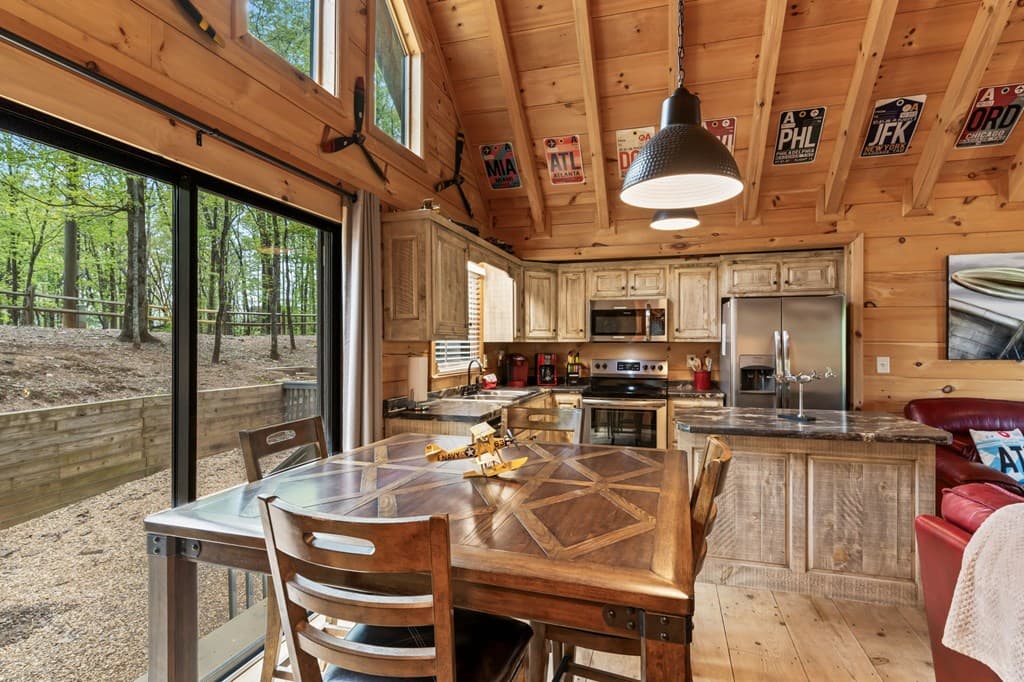 431 Little Bushy Head Road, Blue Ridge GA 30513 - Photo