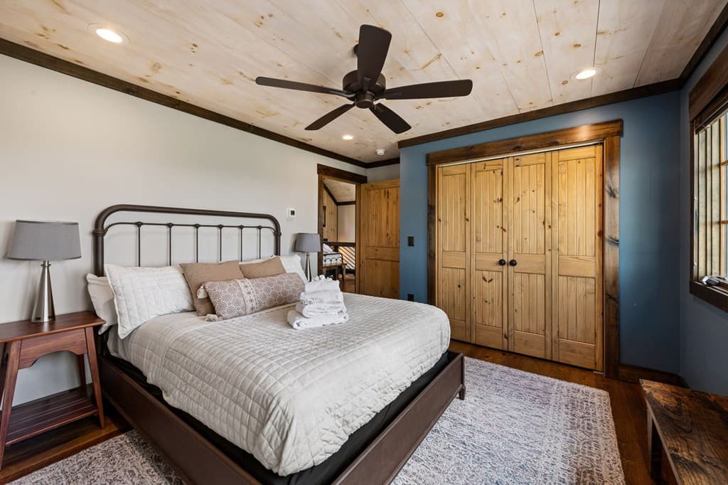 802 Overlook Drive, Blue Ridge GA 30513 - Photo
