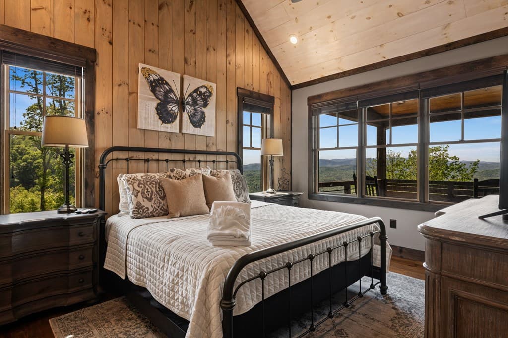 802 Overlook Drive, Blue Ridge GA 30513 - Photo