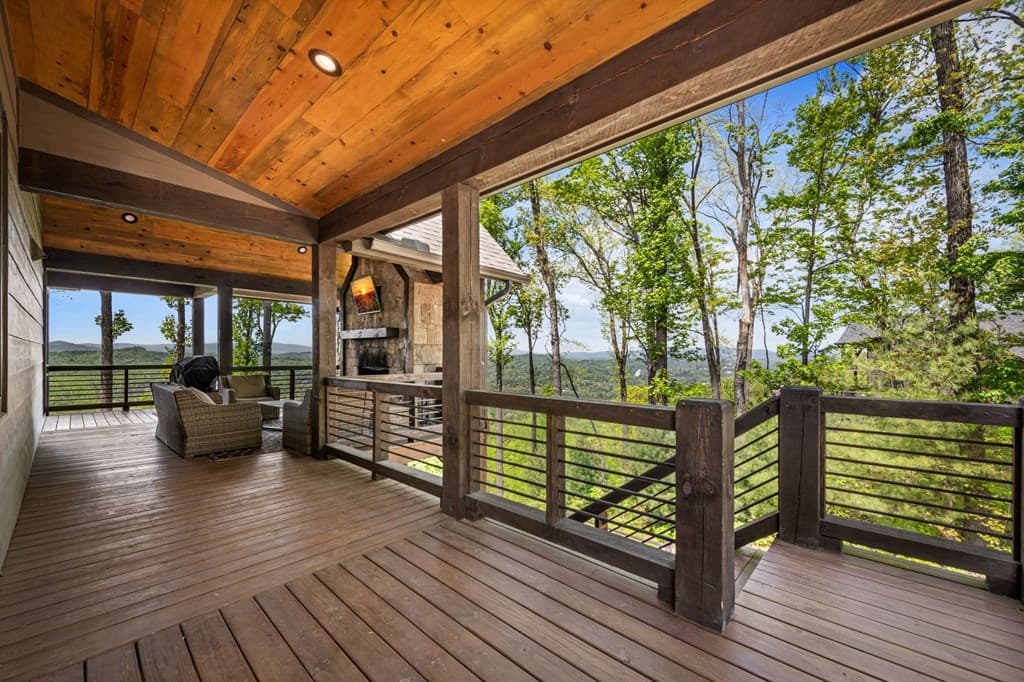 802 Overlook Drive, Blue Ridge GA 30513 - Photo