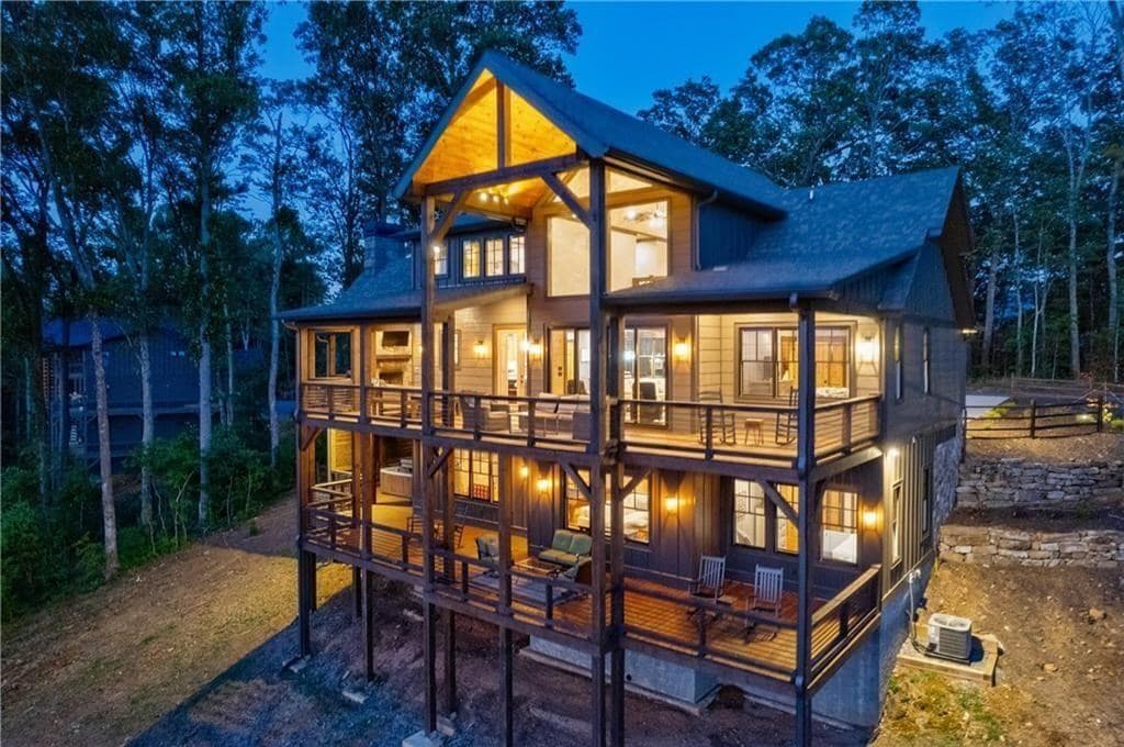802 Overlook Drive, Blue Ridge GA 30513 - Photo