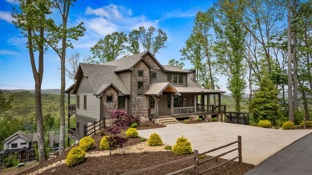 802 Overlook Drive, Blue Ridge GA 30513 - Photo