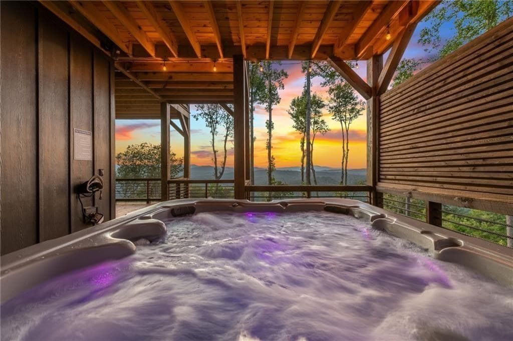 802 Overlook Drive, Blue Ridge GA 30513 - Photo