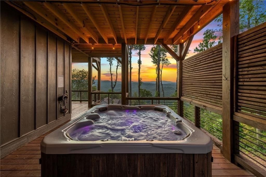 802 Overlook Drive, Blue Ridge GA 30513 - Photo