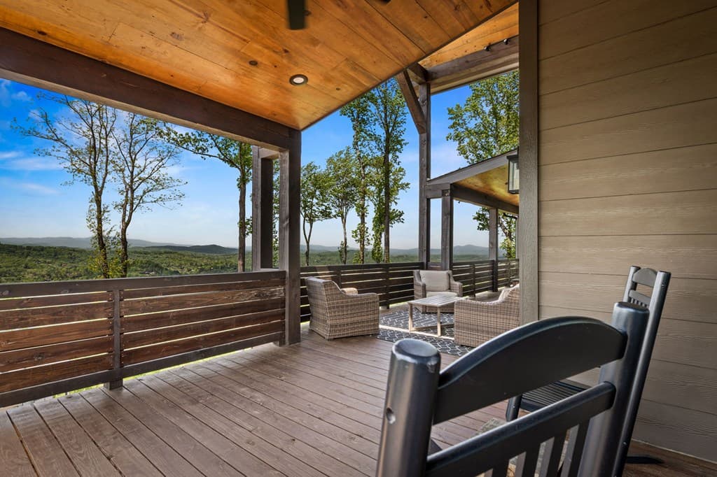 802 Overlook Drive, Blue Ridge GA 30513 - Photo