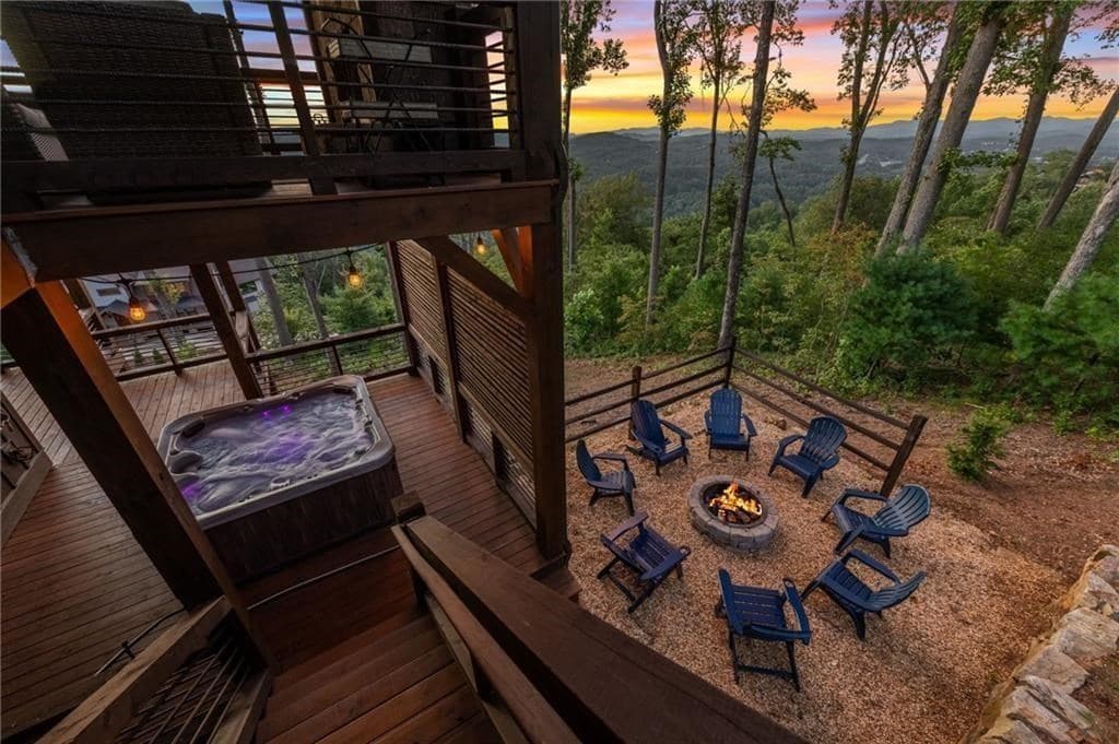 802 Overlook Drive, Blue Ridge GA 30513 - Photo