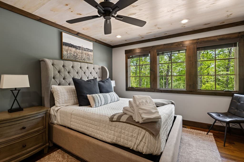 802 Overlook Drive, Blue Ridge GA 30513 - Photo