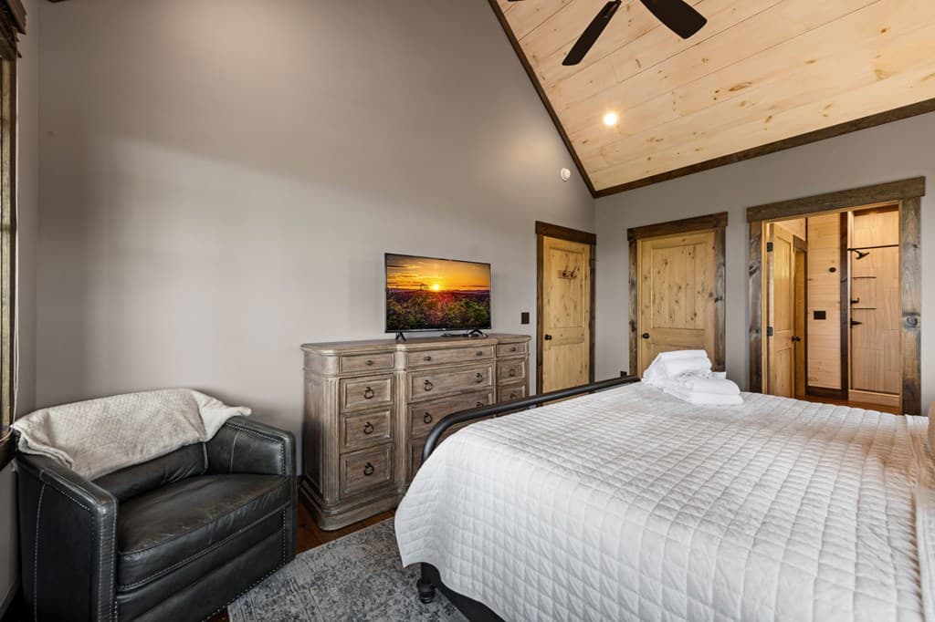 802 Overlook Drive, Blue Ridge GA 30513 - Photo