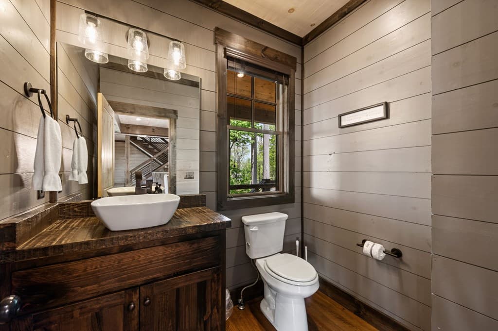 802 Overlook Drive, Blue Ridge GA 30513 - Photo