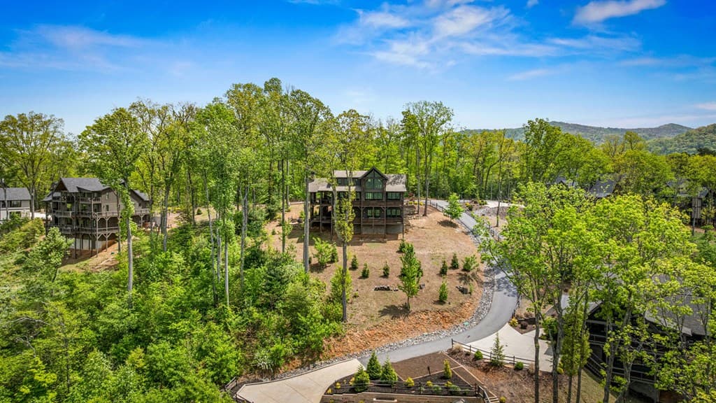 802 Overlook Drive, Blue Ridge GA 30513 - Photo