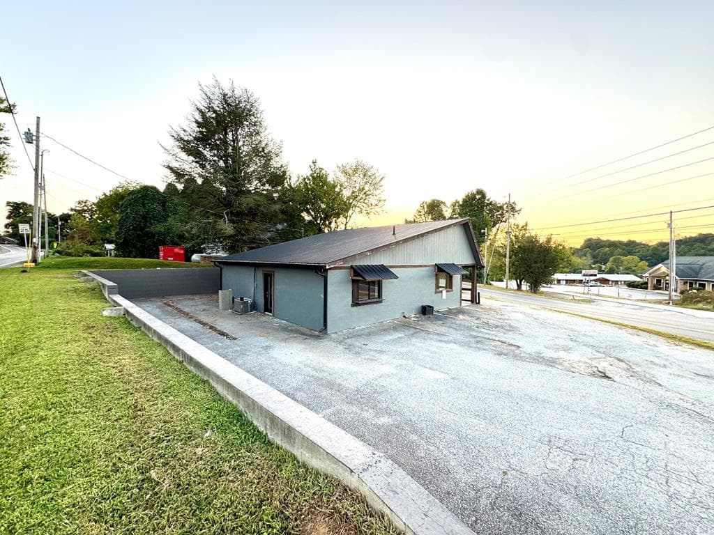 3900 East First Street, Blue Ridge GA 30513 - Photo