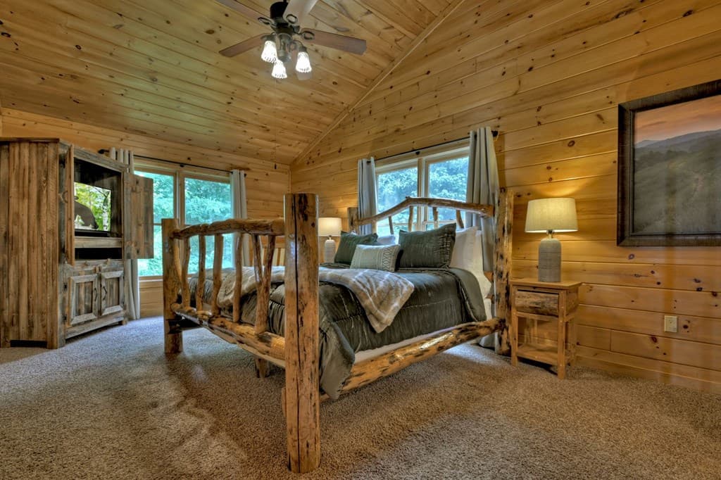 572 Sunrock Mountain Trc, Blue Ridge GA 30513 - Photo