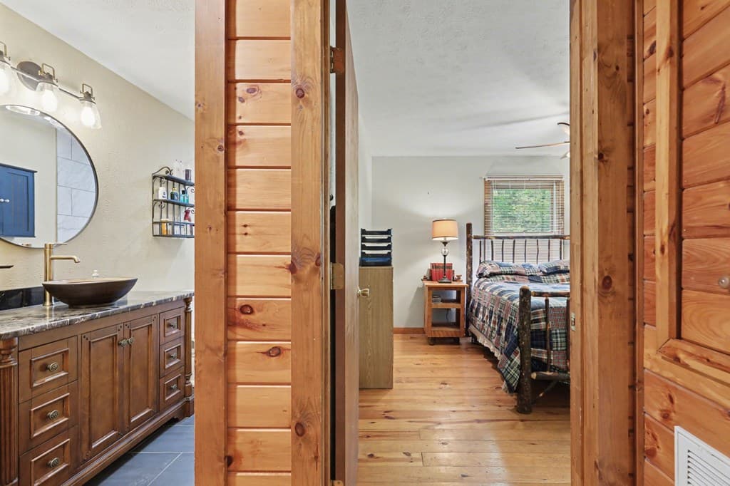 8 Stoney Brook Trail, Hayesville NC 28904 - Photo