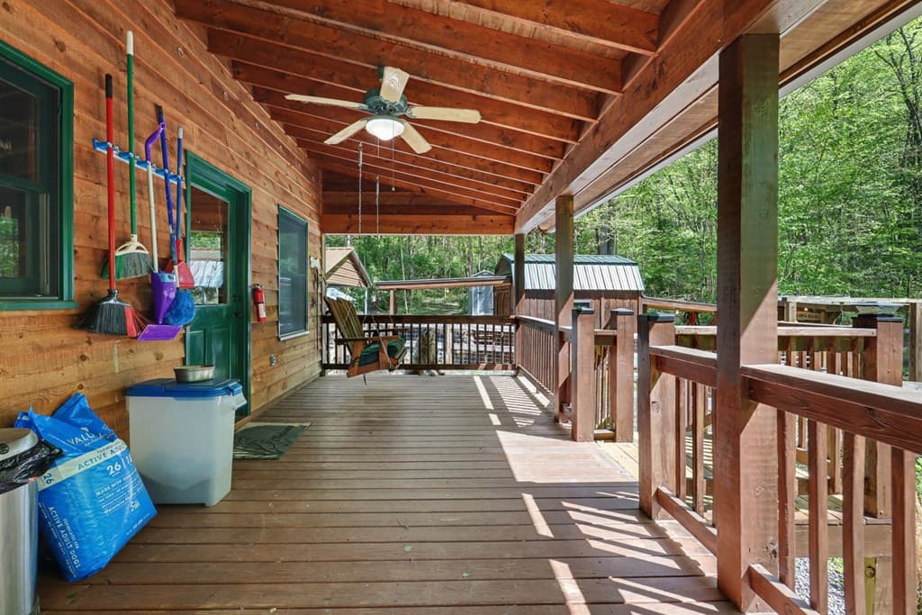 8 Stoney Brook Trail, Hayesville NC 28904 - Photo