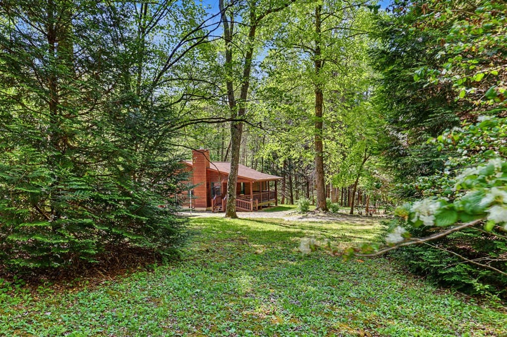 8 Stoney Brook Trail, Hayesville NC 28904 - Photo