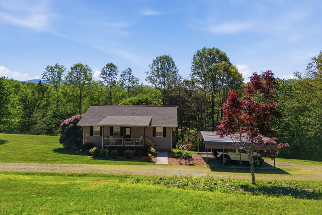 68 West Vineyard, Hayesville NC 28904 - Photo