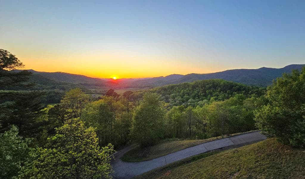 299 Bethabara View, Hayesville NC 28904 - Photo