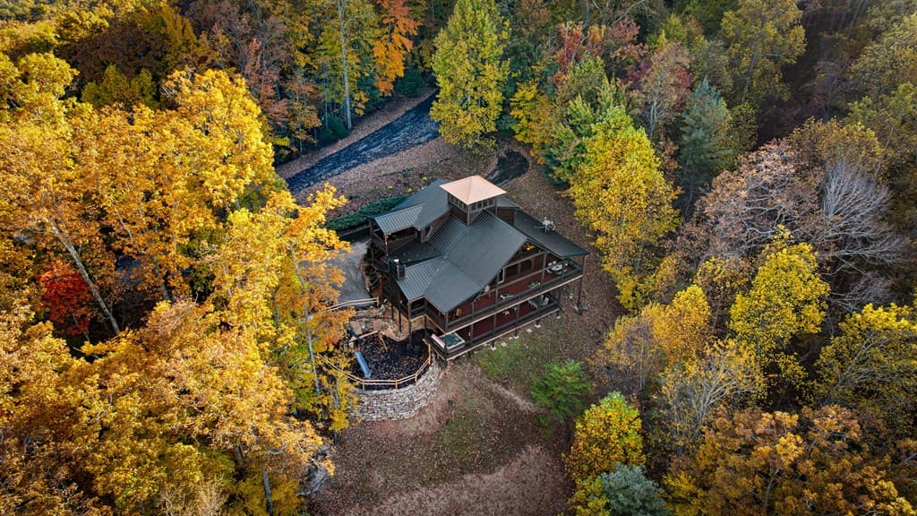 904 Raccoon Road, Blue Ridge GA 30513 - Photo