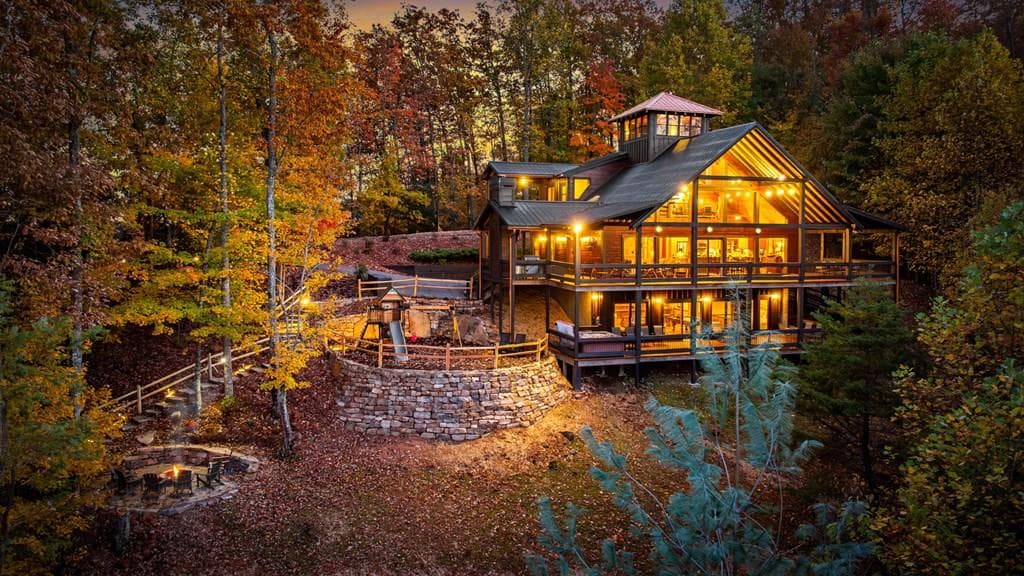904 Raccoon Road, Blue Ridge GA 30513 - Primary photo