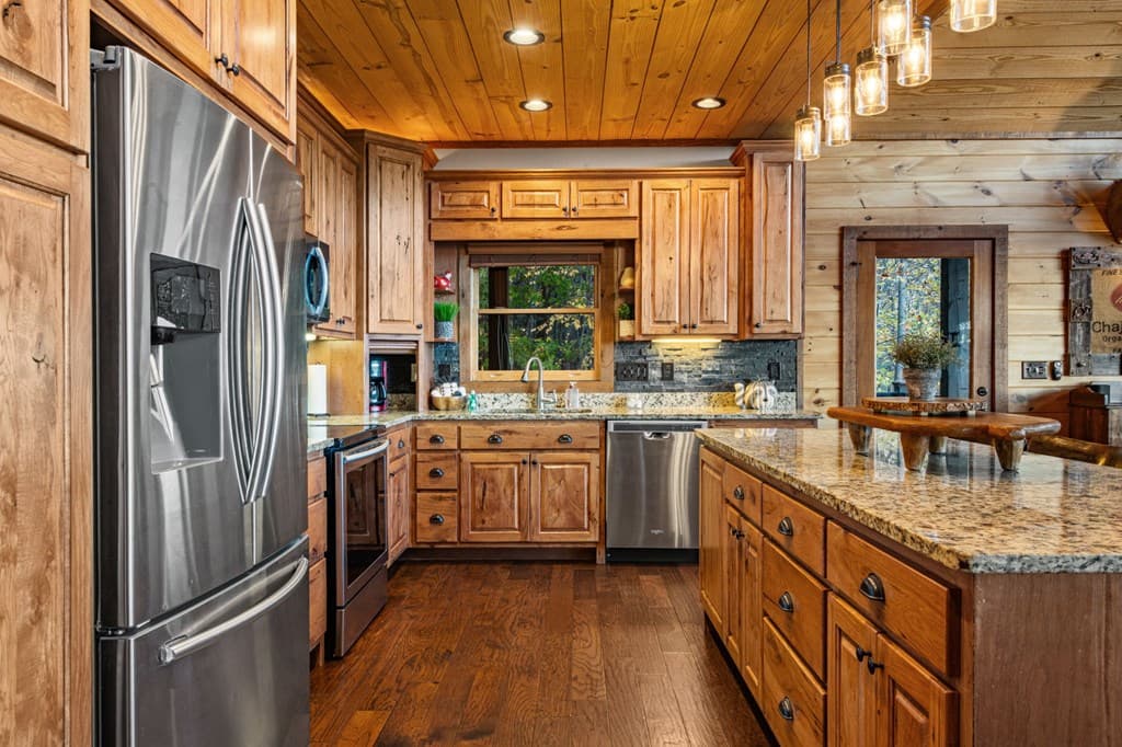 904 Raccoon Road, Blue Ridge GA 30513 - Photo