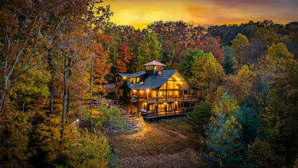904 Raccoon Road, Blue Ridge GA 30513 - Photo
