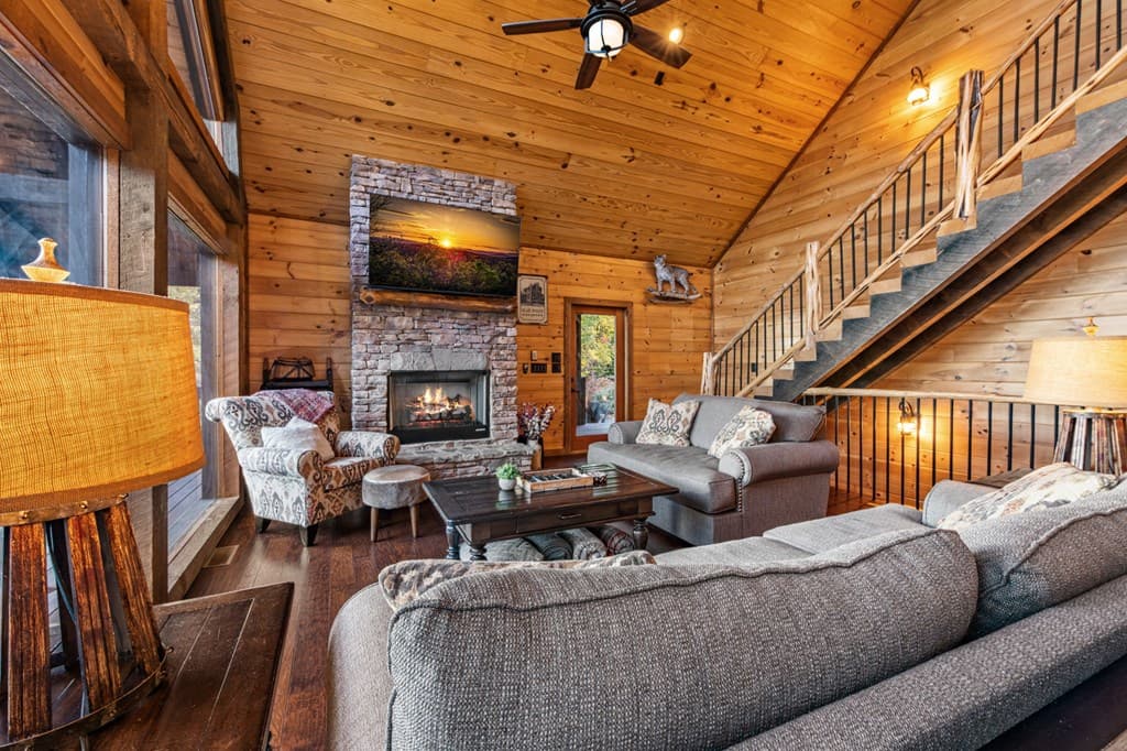 904 Raccoon Road, Blue Ridge GA 30513 - Photo