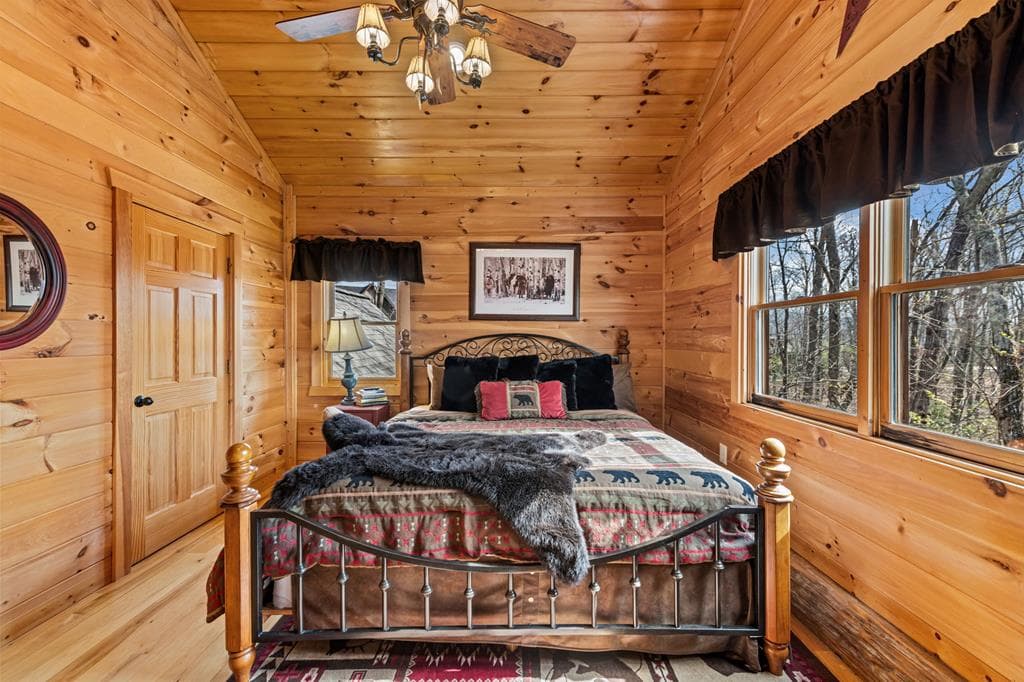 602 Overlook Drive, Blue Ridge GA 30513 - Photo