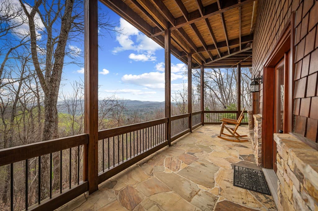 602 Overlook Drive, Blue Ridge GA 30513 - Photo