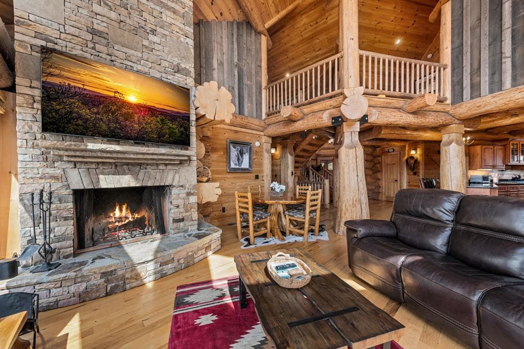 602 Overlook Drive, Blue Ridge GA 30513 - Photo