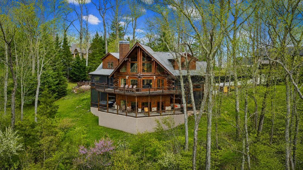 602 Overlook Drive, Blue Ridge GA 30513 - Photo