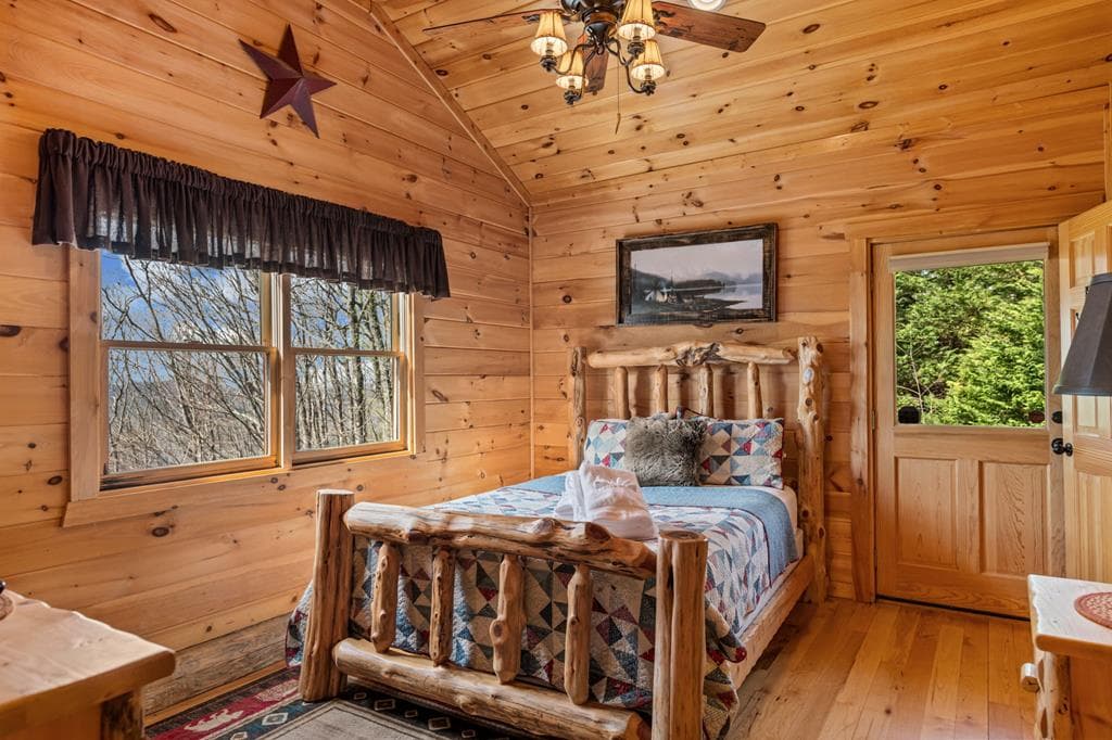 602 Overlook Drive, Blue Ridge GA 30513 - Photo