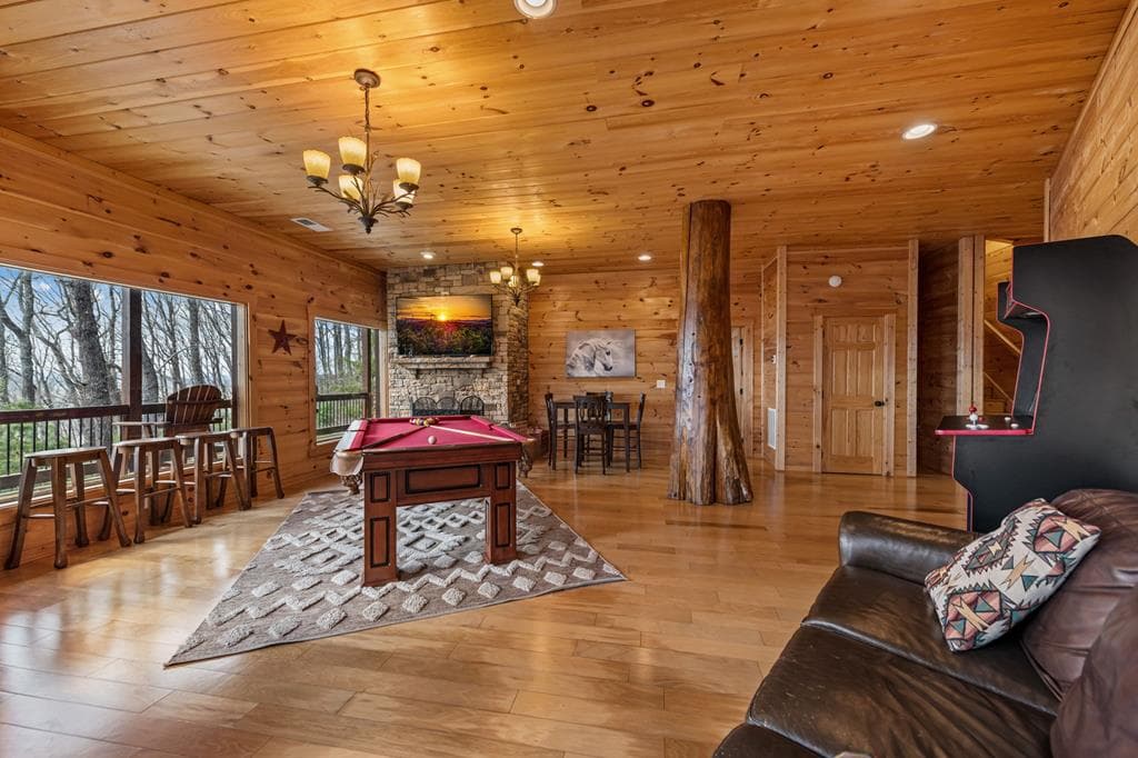 602 Overlook Drive, Blue Ridge GA 30513 - Photo