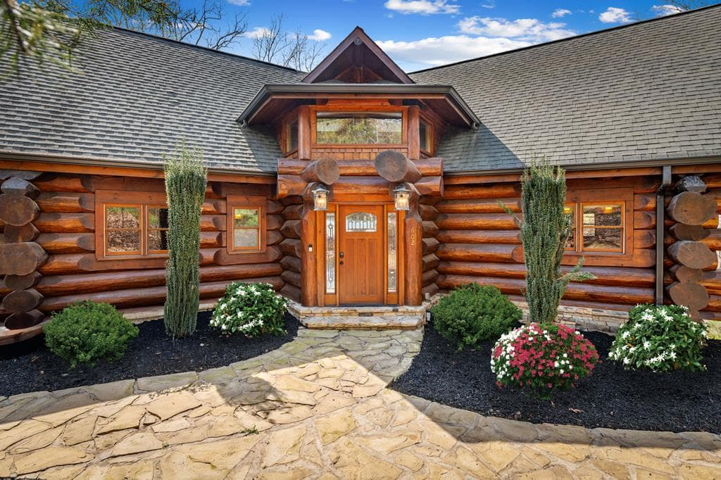 602 Overlook Drive, Blue Ridge GA 30513 - Photo