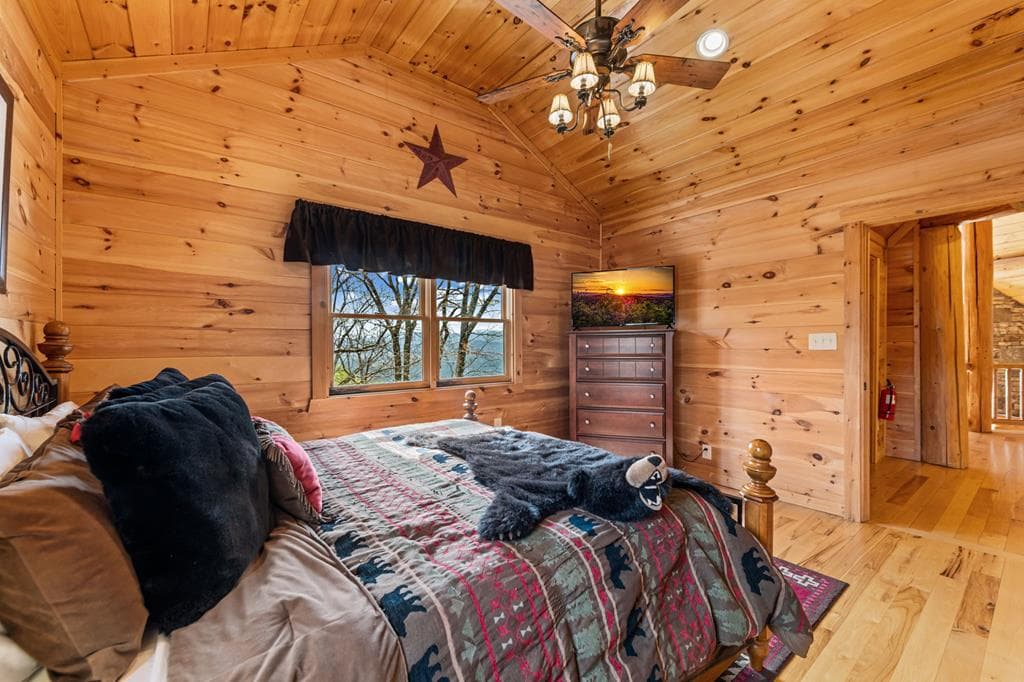 602 Overlook Drive, Blue Ridge GA 30513 - Photo