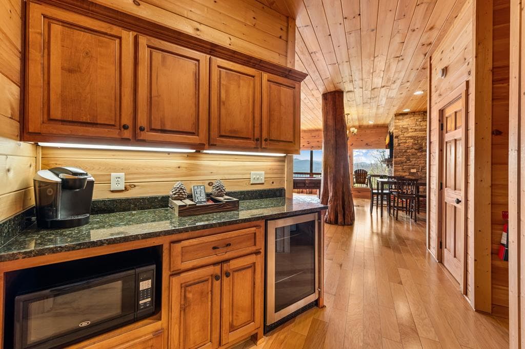 602 Overlook Drive, Blue Ridge GA 30513 - Photo