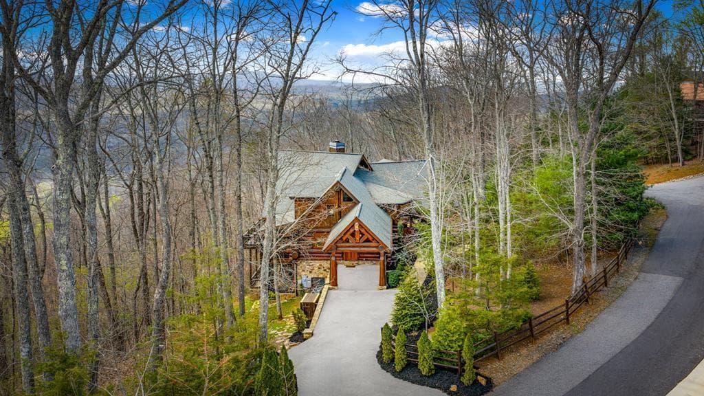 602 Overlook Drive, Blue Ridge GA 30513 - Photo
