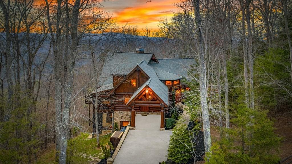 602 Overlook Drive, Blue Ridge GA 30513 - Photo