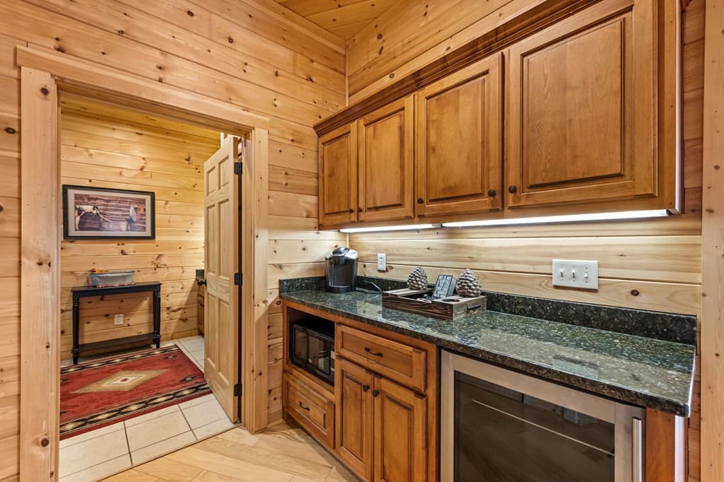602 Overlook Drive, Blue Ridge GA 30513 - Photo