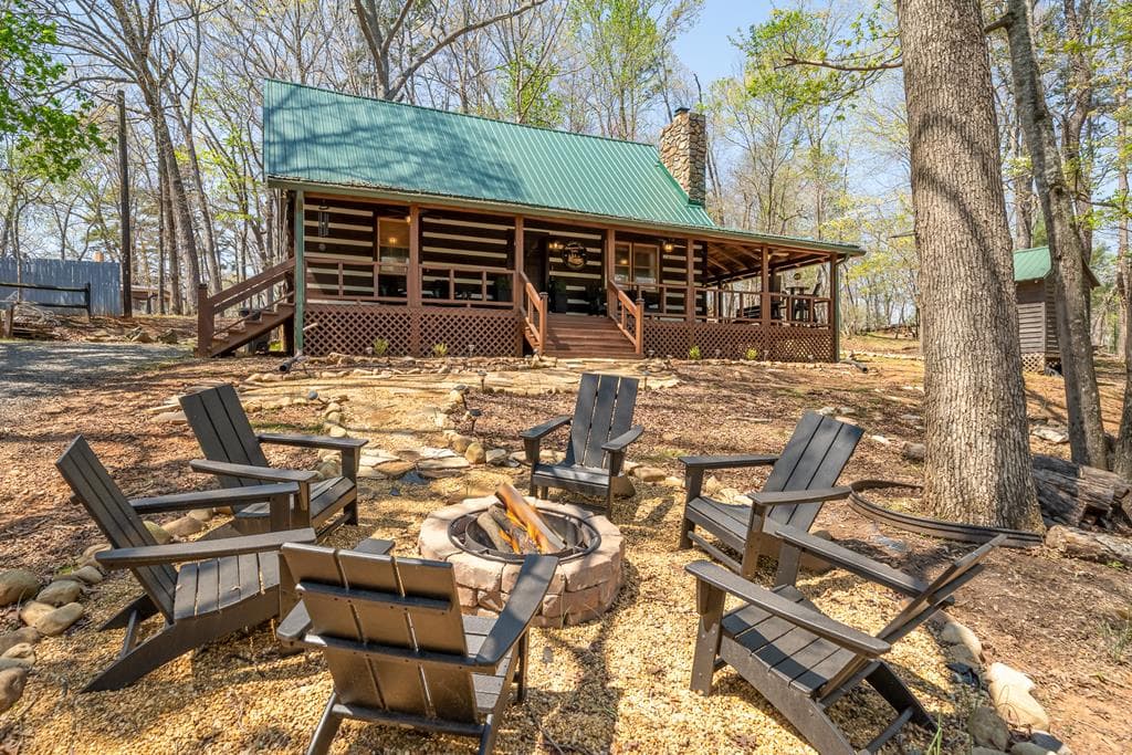 33 Foxhound Drive, Ellijay GA 30540 - Primary photo