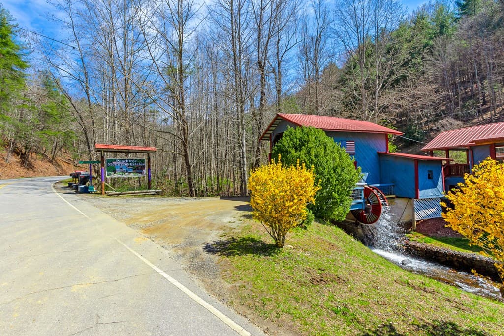 285 Peachtree Mtn Estate, Murphy NC 28906 - Photo