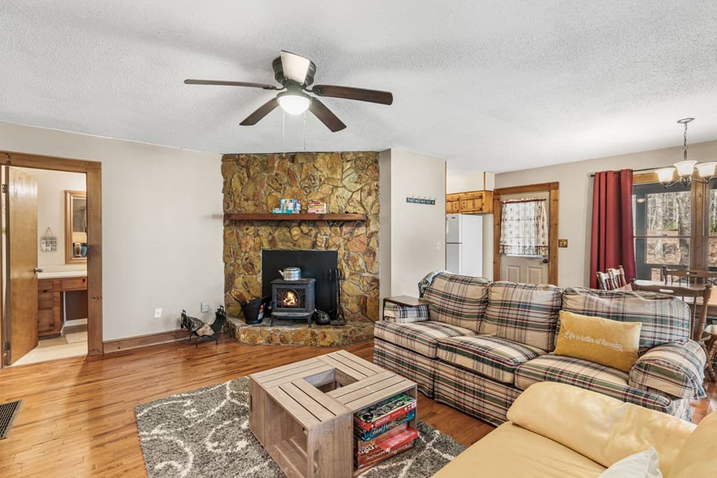 95 Laurel Cove Terrace, Murphy NC 28906 - Photo